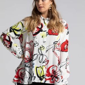Ulla Popken Graphic Scribble Button Front Swing Hem Blouse (W28/30)